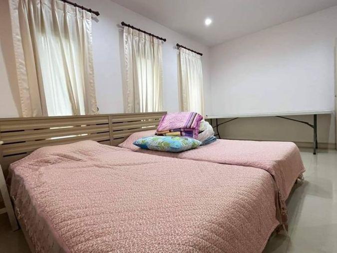 picture Large second-hand detached house, Casaluna project, Bang Phra, Chonburi. - 13/19