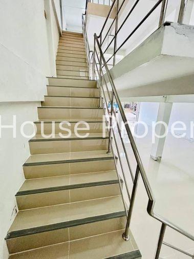 picture 3-story commercial building for sale, Bang Phra zone, Sriracha, Chonburi. - 6/18