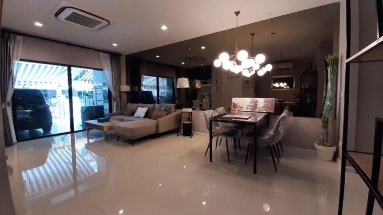 picture 3-story townhome for rent, Eigen Pattanakarn  - 14/31
