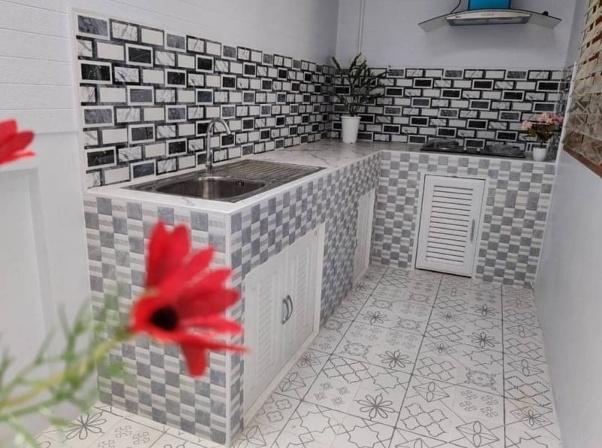 picture second hand townhouse Thongsiri Village, Assumption, Banana Farm, Sriracha - 12/15