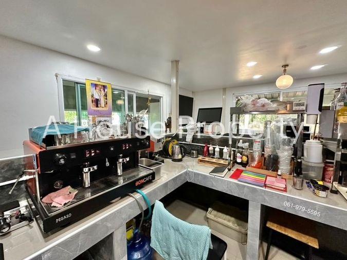 picture Land for sale with business Coffee shop, cafe, Sattahip zone, Chonburi - 11/19