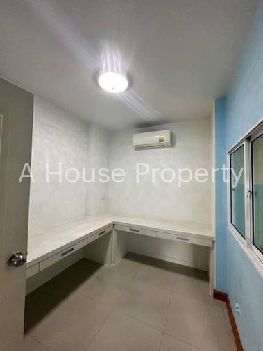 picture 2nd hand house, Sriracha, Thada Town Aura Project, Nong Kho, Sriracha, Chonburi - 11/17