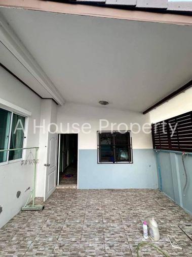 picture 2nd hand house, Sriracha, Thada Town Aura Project, Nong Kho, Sriracha, Chonburi - 3/17