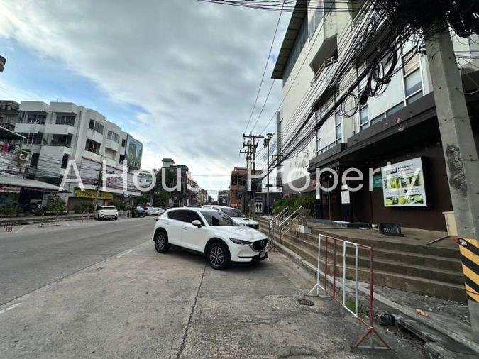 picture Sriracha building for sale, 2 units, corner, prime location, Sriracha Nakhon Zone - 2/20