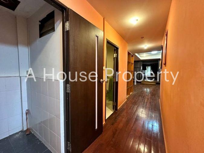 picture Sriracha building for sale, 2 units, corner, prime location, Sriracha Nakhon Zone - 7/20