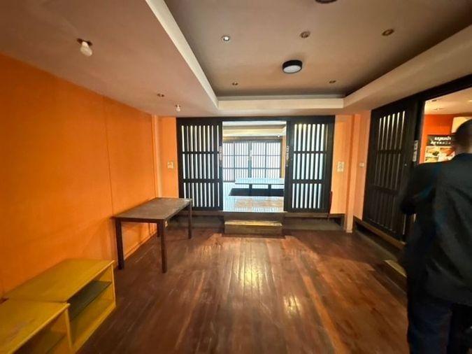 picture Sriracha building for sale, 2 units, corner, prime location, Sriracha Nakhon Zone  - 10/20