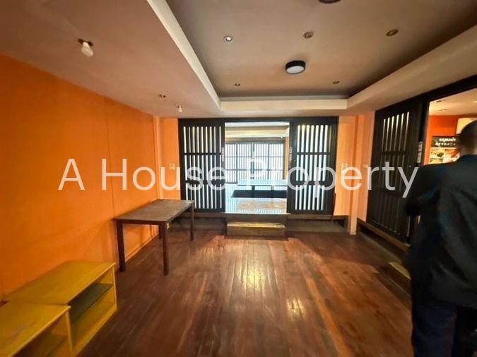 picture Sriracha building for sale, 2 units, corner, prime location, Sriracha Nakhon Zone - 10/20