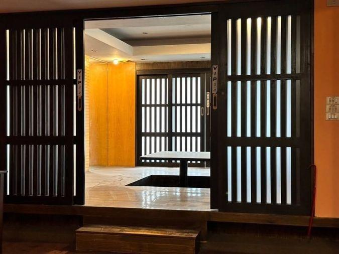 picture Sriracha building for sale, 2 units, corner, prime location, Sriracha Nakhon Zone  - 6/20