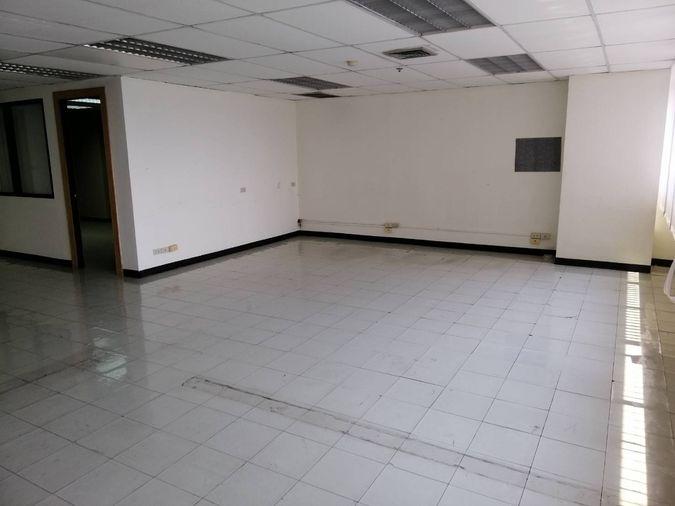 รูป Phayathai Plaza (พญาไท พลาซ่า)  ใกล้รถไฟฟ้า bts พญาไท และ airport link ราชเทวี  - รูปที่ 15/15