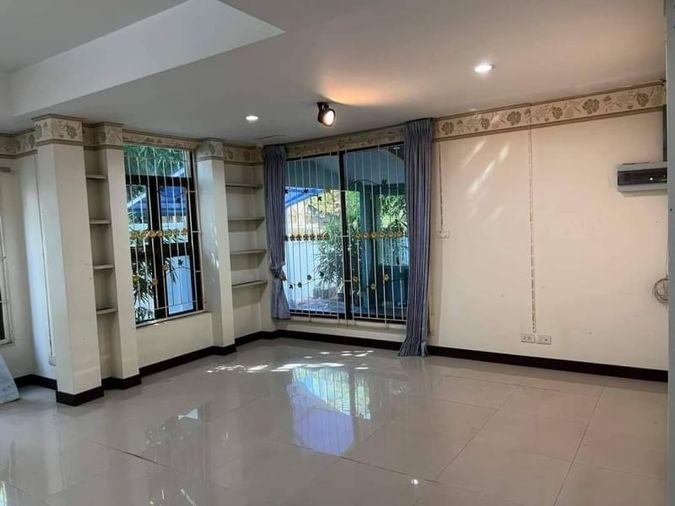 รูป บ้านเดี่ยวมือ2 โครงการบ้านริมทะเล อ่างศิลา ชลบุรี  - รูปที่ 5/16