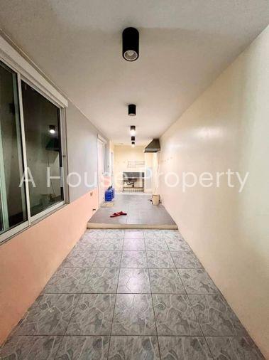 รูป บ้านเดี่ยวมือ 2 หมู่บ้านเดอะ ทรี หนองขาม ศรีราชา ชลบุรี - รูปที่ 11/12