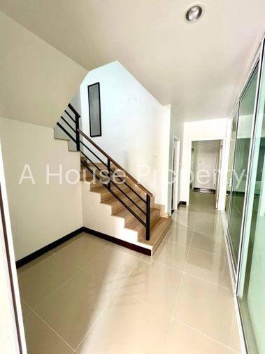 รูป บ้านเดี่ยวมือ 2 หมู่บ้านเดอะ ทรี หนองขาม ศรีราชา ชลบุรี - รูปที่ 4/12