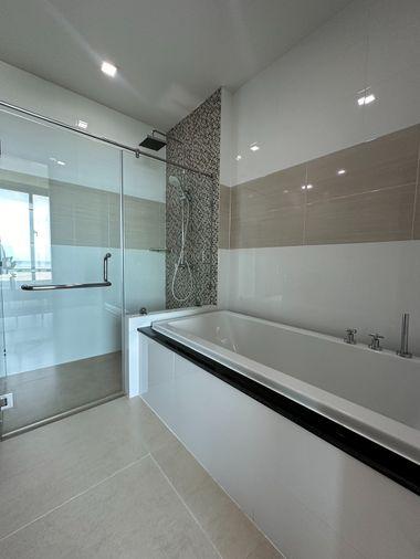 picture For Rent : Casalunar Paradiso, a resort style condo. On a private beach (2 bedrooms, 95 sq m) - 14/24
