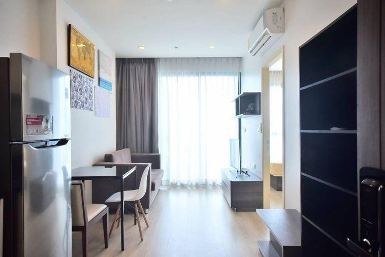 picture G8053💛中国客户，请加微信。(在联系方式的旁边)For rent Quinn Ratchada 17 Line ❤️💜@condopremium💜❤️ - 4/8