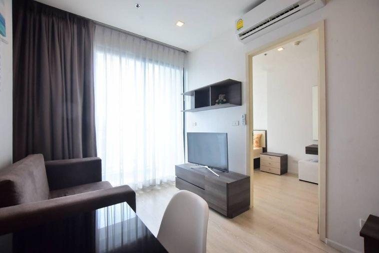 picture G8053💛中国客户，请加微信。(在联系方式的旁边)For rent Quinn Ratchada 17 Line ❤️💜@condopremium💜❤️ - 3/8