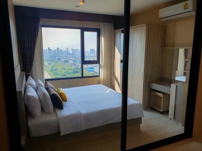 picture For rent 📍 Life Asoke 📍 near MRT Phetchaburi, complete with furniture and electrical appliances. - 2/8