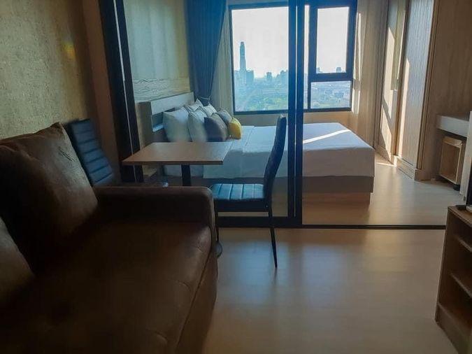 picture For rent 📍 Life Asoke 📍 near MRT Phetchaburi, complete with furniture and electrical appliances. - 3/8