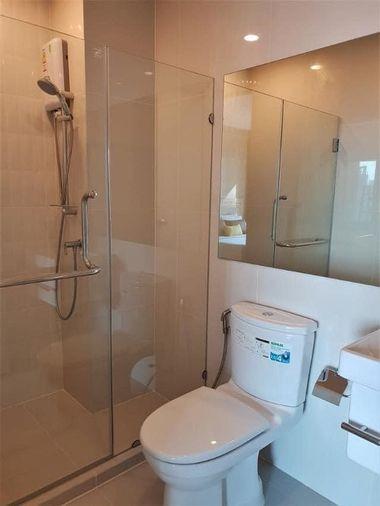 picture For rent 📍 Life Asoke 📍 near MRT Phetchaburi, complete with furniture and electrical appliances. - 5/8