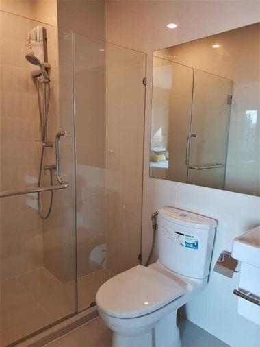 picture For rent 📍 Life Asoke 📍 near MRT Phetchaburi, complete with furniture and electrical appliances. - 5/8