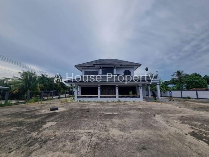 รูป ขายบ้านเดี่ยวศรีราชา หลังใหญ่ รีโนเวทใหม่ โซนเขาเขียว - รูปที่ 1/19
