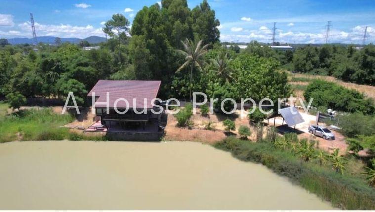 picture Land for sale in Bueng Sri Racha, prime location near Sahapat Group. - 6/10