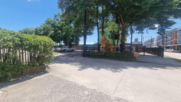 picture Land with buildings, factory and office, Nong Kham, Sriracha, Chonburi. - 16/19
