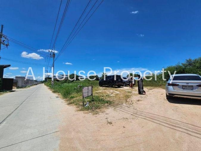picture Sri Racha Lake land, orange area, industrial area Sahapat Machine Zone - 8/10