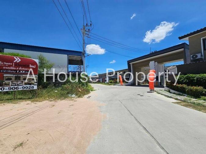 picture Sri Racha Lake land, orange area, industrial area Sahapat Machine Zone - 9/10