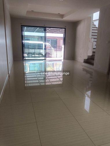 picture for sale with tenants The Triple Sukhumvit 113-Srinakharin 3 Floors - 3/23
