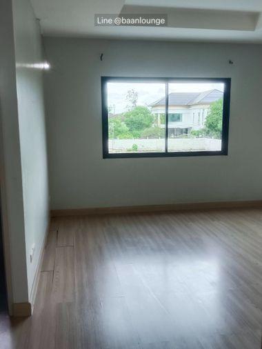 picture for sale with tenants The Triple Sukhumvit 113-Srinakharin 3 Floors - 16/23