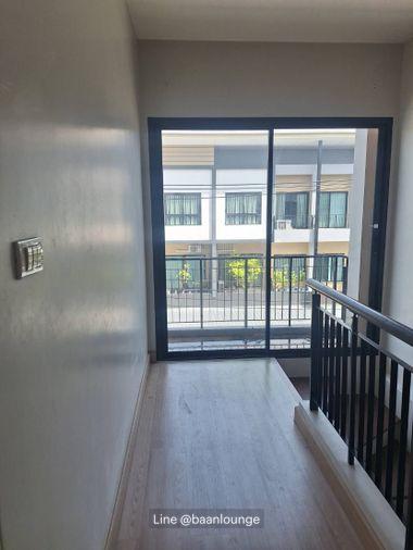 picture for sale with tenants The Triple Sukhumvit 113-Srinakharin 3 Floors - 10/23