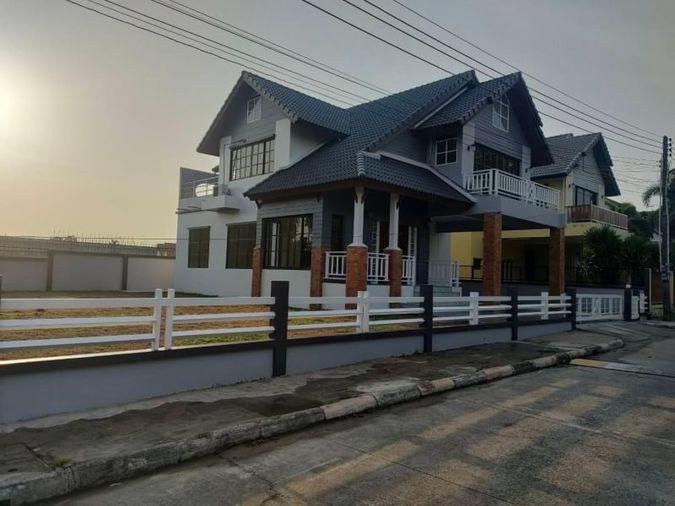picture 2nd hand detached house, Sriracha, Country Home 1 Project, Sriracha, Chonburi - 1/17