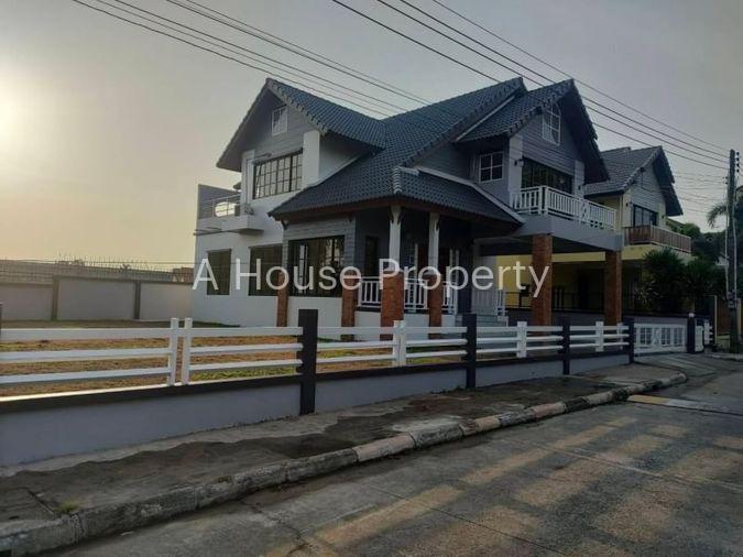 picture 2nd hand detached house, Sriracha, Country Home 1 Project, Sriracha, Chonburi - 1/17