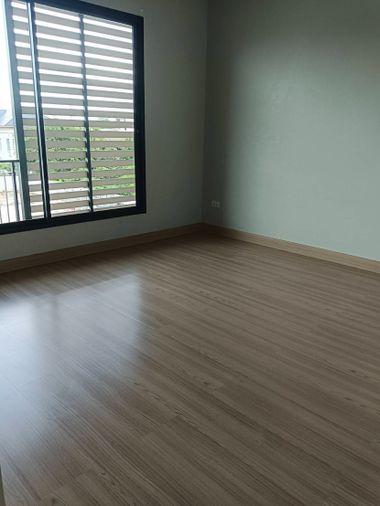 picture for sale with tenants The Triple Sukhumvit 113-Srinakharin     3 Floors - 17/23