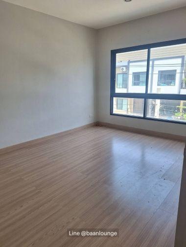 picture for sale with tenants The Triple Sukhumvit 113-Srinakharin 3 Floors - 9/23