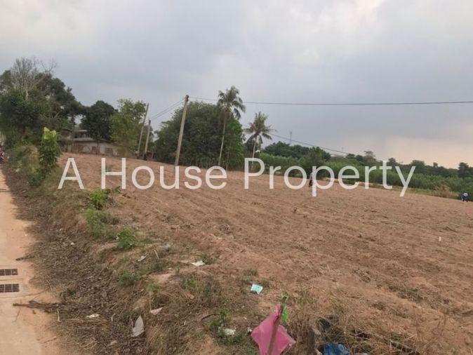 picture Bo Win land for sale Behind Piyawet Sriracha Hospital, Chonburi - 2/4