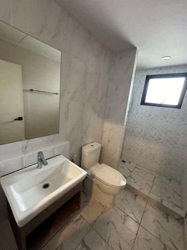 picture Pet friendly house for rent Baan Klang Muang Sri Nakarin-On Nut, Soi Onnut 70/1 (Rt-01) - 16/31