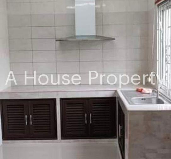 picture 2-story townhome for sale, Sai Yai Village 4, Sriracha, Chonburi - 4/14