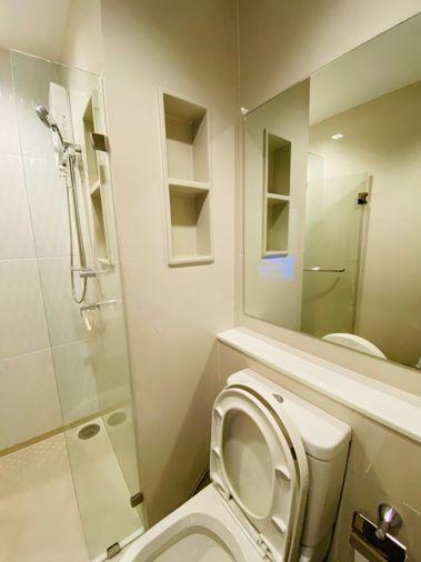 picture G8066💖中国客户，请加微信。(在联系方式的旁边)For rent Life Asoke - Rama 9 Line ❤️💜@condopremium💜❤️Ready to move in ⬛🟨 📞 065 695 3645🟨⬛ - 7/9