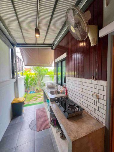 picture Second-hand townhome, Naga Village Project, Mueang, Chonburi. - 10/15