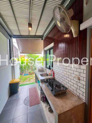 picture Second-hand townhome, Naga Village Project, Mueang, Chonburi. - 10/15