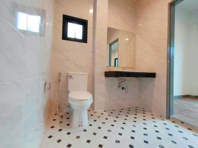 picture Second-hand townhome, Naga Village Project, Mueang, Chonburi. - 9/15