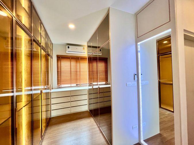 รูป ขายด่วน‼️บ้านเดี่ยว The City ราชพฤกษ์ - ปิ่นเกล้า ขนาด 67.5 วา พื้นที่ใช้สอยประมาณ 300 ตรม. 4 นอน | 3 น้ำ ต่อเติมตกแต่งบิวอินทั้งหลัง - รูปที่ 18/28
