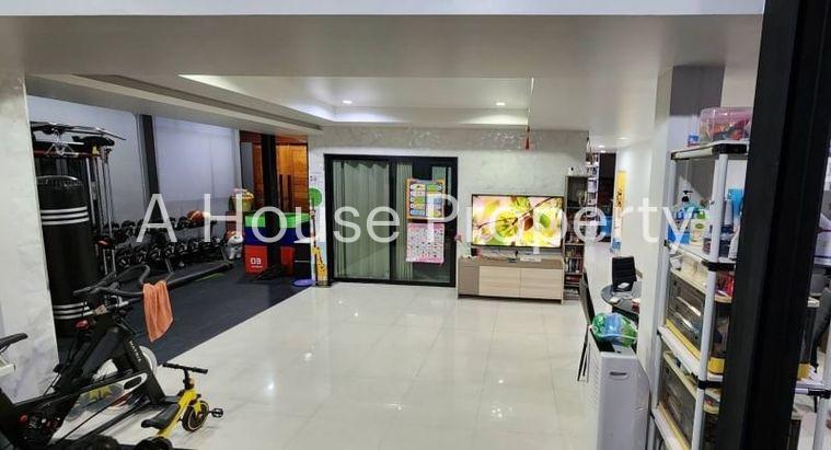 picture Second-hand detached house, Baan Phattharaphon 2 project, Samet, Mueang Chonburi - 4/11