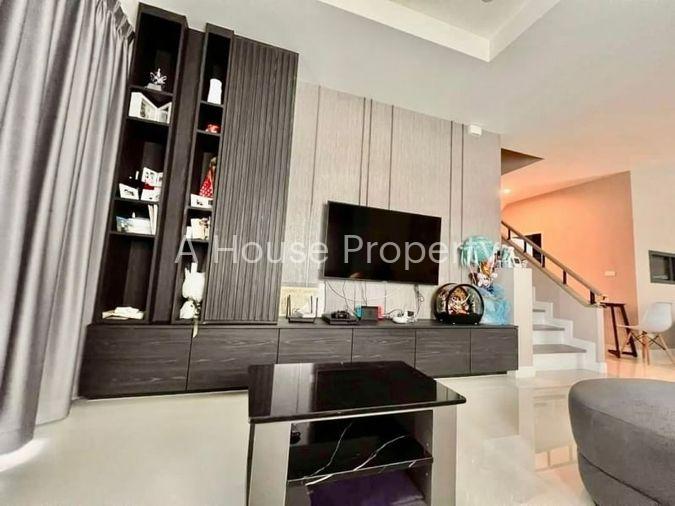 picture Second hand detached house for sale Supalai Pride Sriracha Chonburi Project - 2/16
