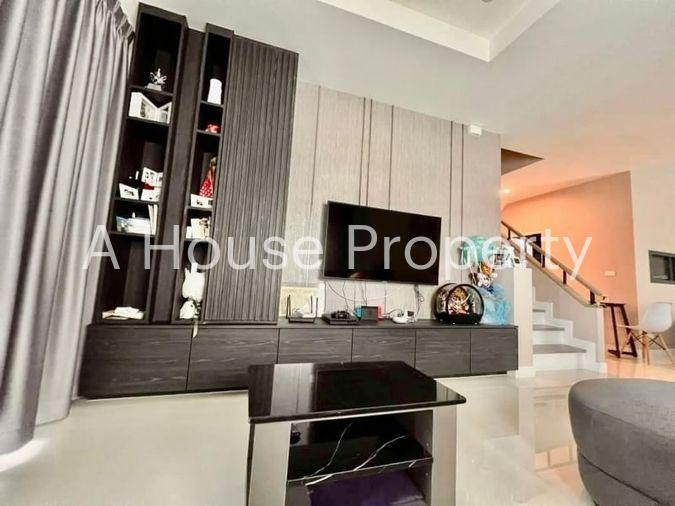 picture Second hand detached house for sale Supalai Pride Sriracha Chonburi Project - 2/16