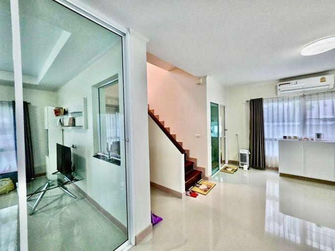 picture Second-hand detached house, Supalai Parkville Project, Sriracha, Chonburi. - 3/14