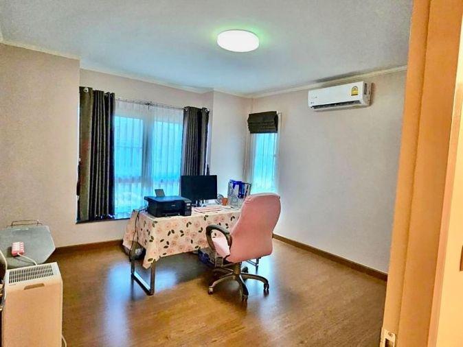 picture Second-hand detached house, Supalai Parkville Project, Sriracha, Chonburi. - 5/14