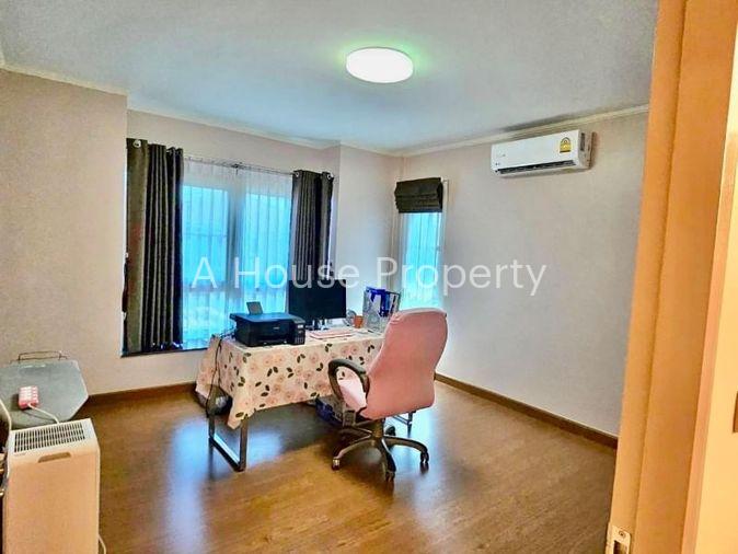 picture Second-hand detached house, Supalai Parkville Project, Sriracha, Chonburi. - 5/14