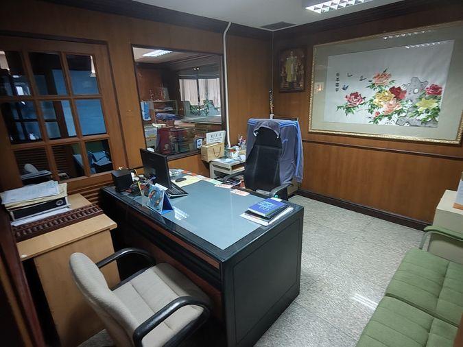picture  Phayathai Plaza near BTS Phaya Thai and Airport Link Ratchathewi. - 9/11